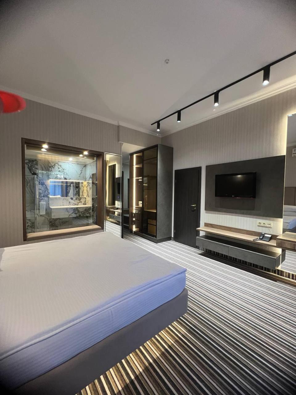 Sapar Standart Hotel Shymkent Exterior foto